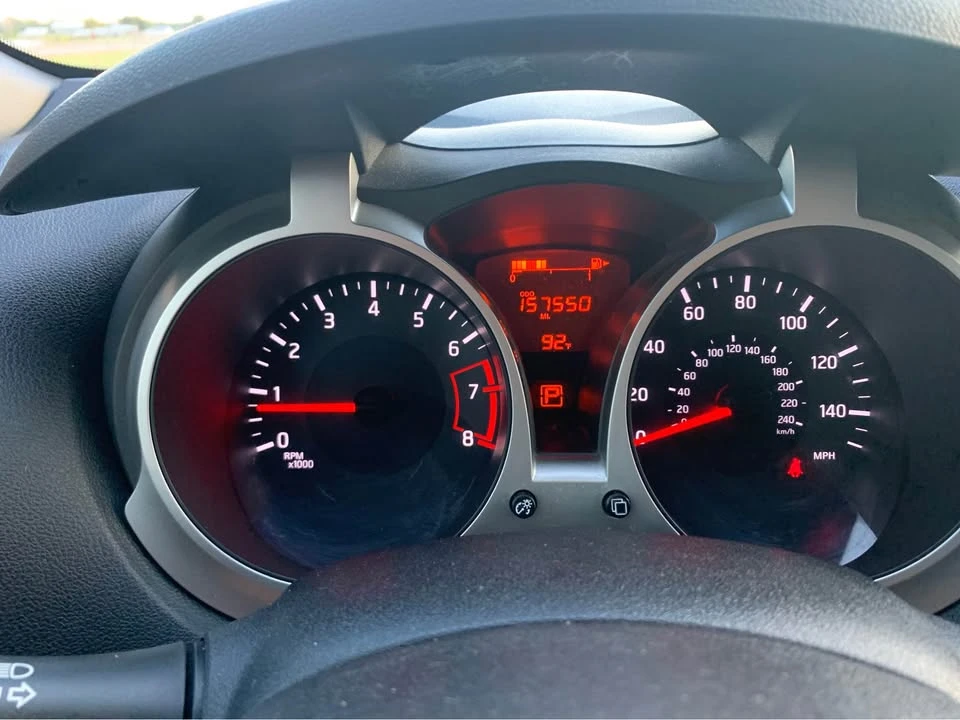2016 Nissan Juke - Image 8 of 12