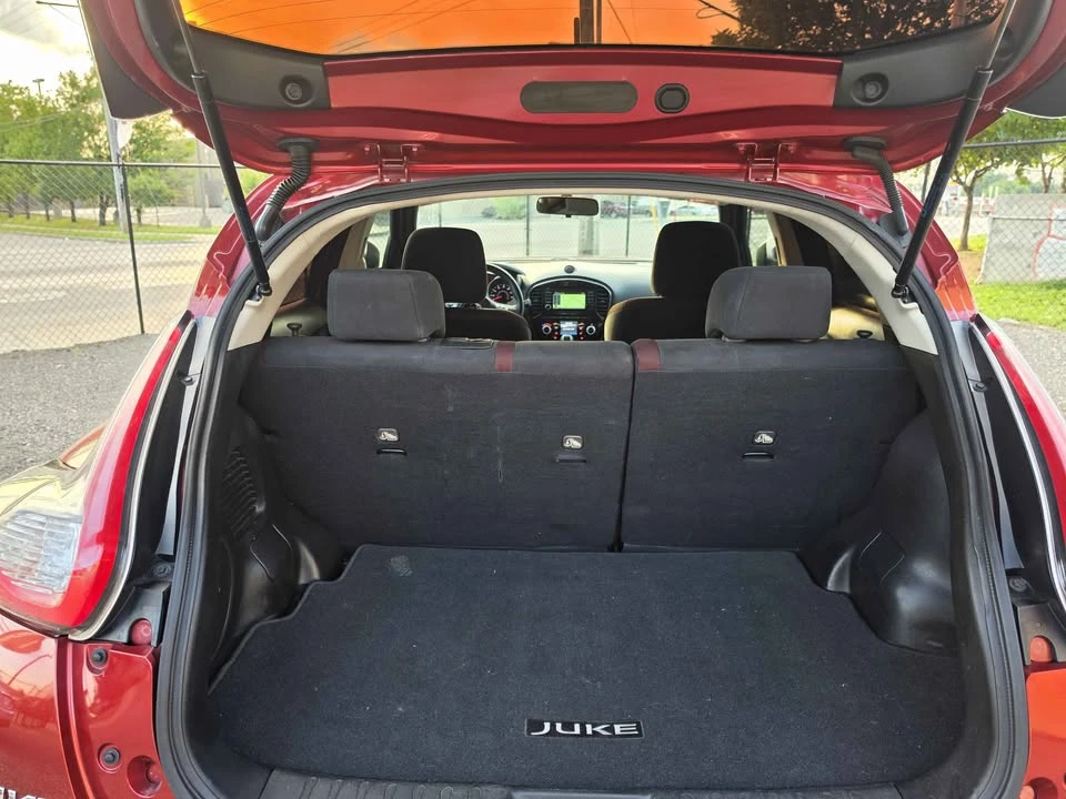 2016 Nissan Juke - Image 9 of 15