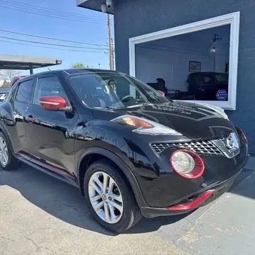 2016 Nissan JUKE SV Sport Utility 4D