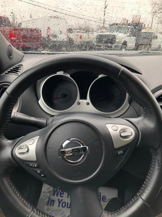2016 Nissan Juke - Image 8 of 11