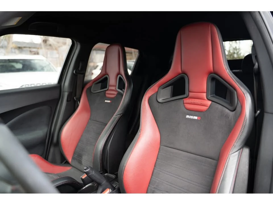 2016 Nissan Juke - Image 11 of 19