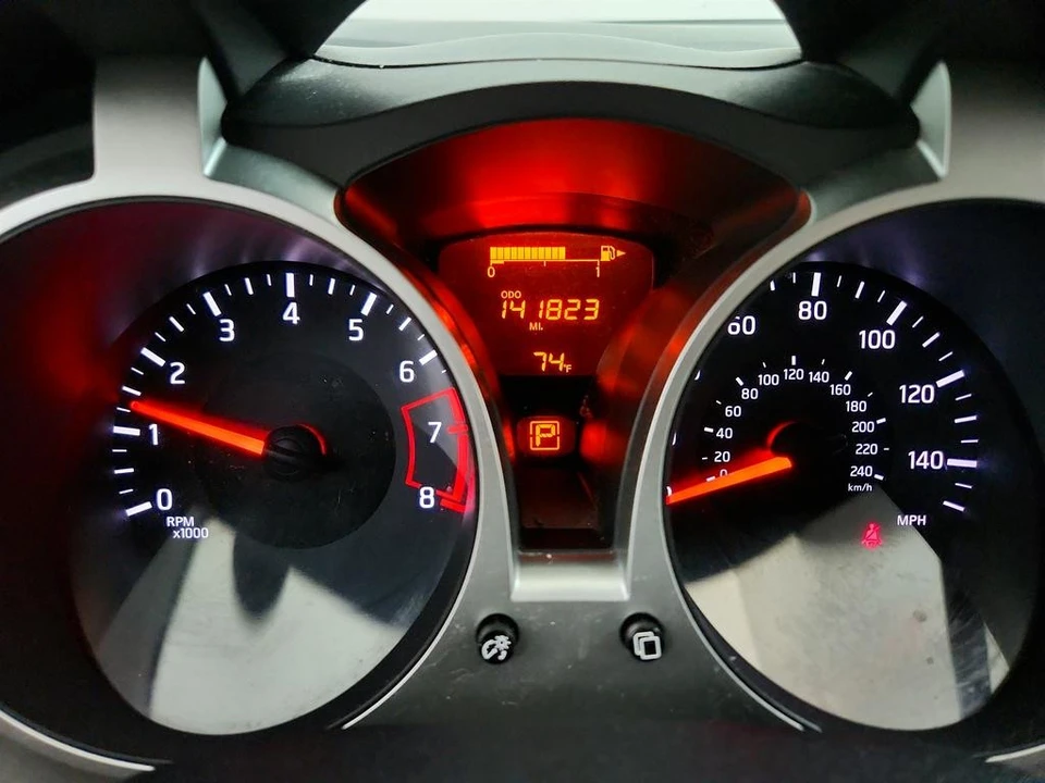 2016 Nissan Juke - Image 15 of 21
