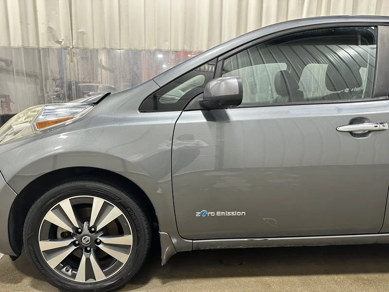2016 Nissan Leaf - Image 7 of 21