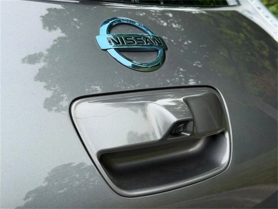 2016 Nissan Leaf - Image 18 of 31