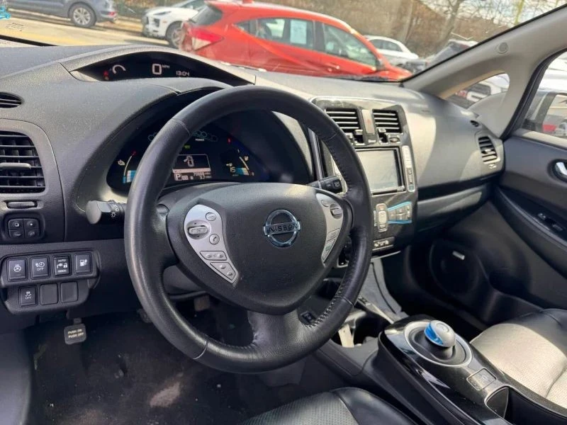 2016 Nissan Leaf - Image 7 of 10