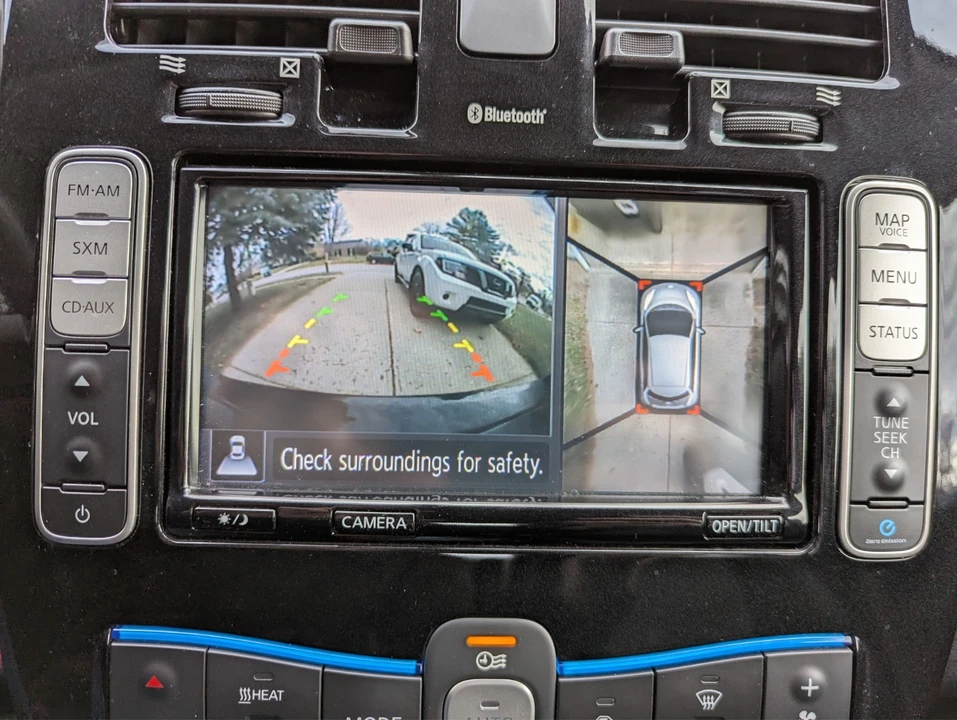 2016 Nissan Leaf - Image 12 of 21