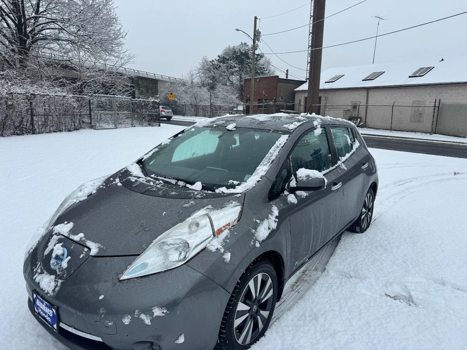 2016 Nissan Leaf - Image 3 of 20
