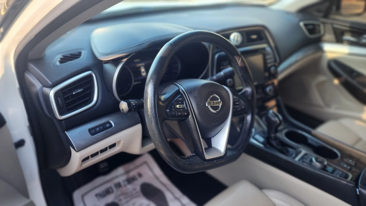 2016 Nissan Maxima 8th Gen - Image 5 of 9