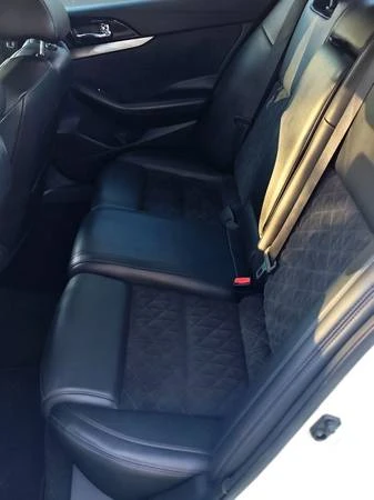 2016 Nissan Maxima 8th Gen - Image 18 of 21