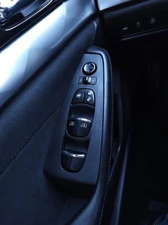 2016 Nissan Maxima 8th Gen - Image 15 of 21