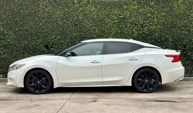 2016 Nissan Maxima 8th Gen - Image 14 of 21