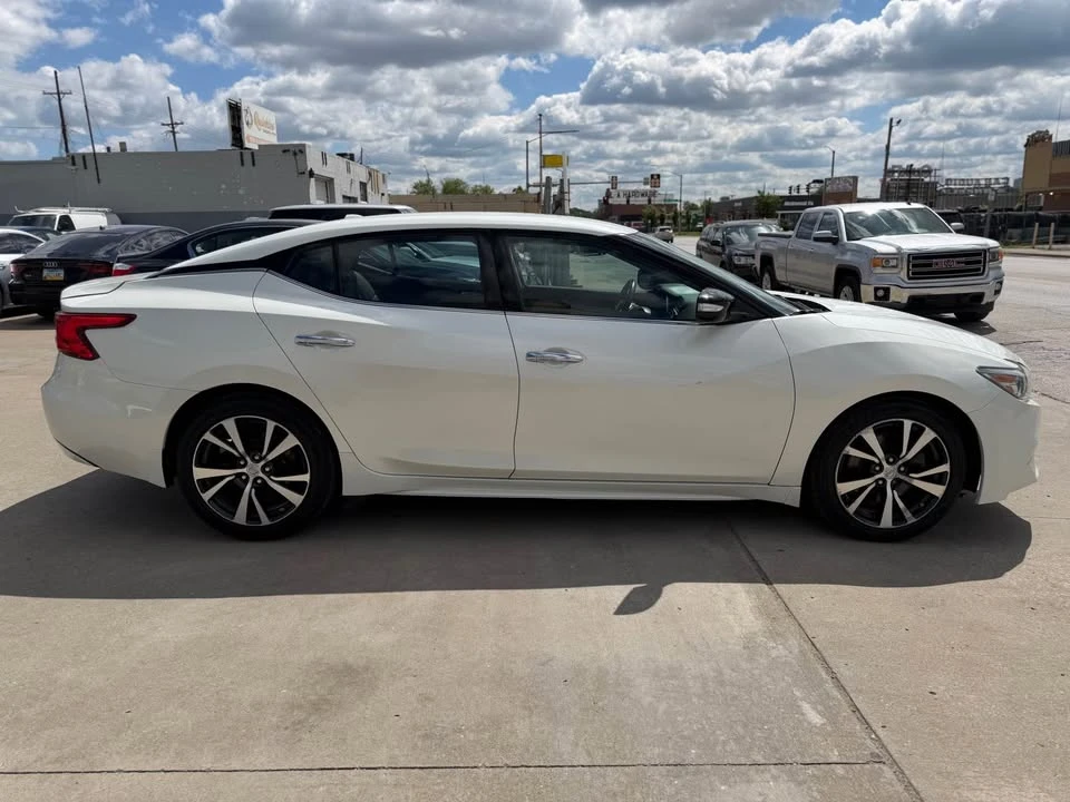 2016 Nissan Maxima 8th Gen - Image 4 of 21