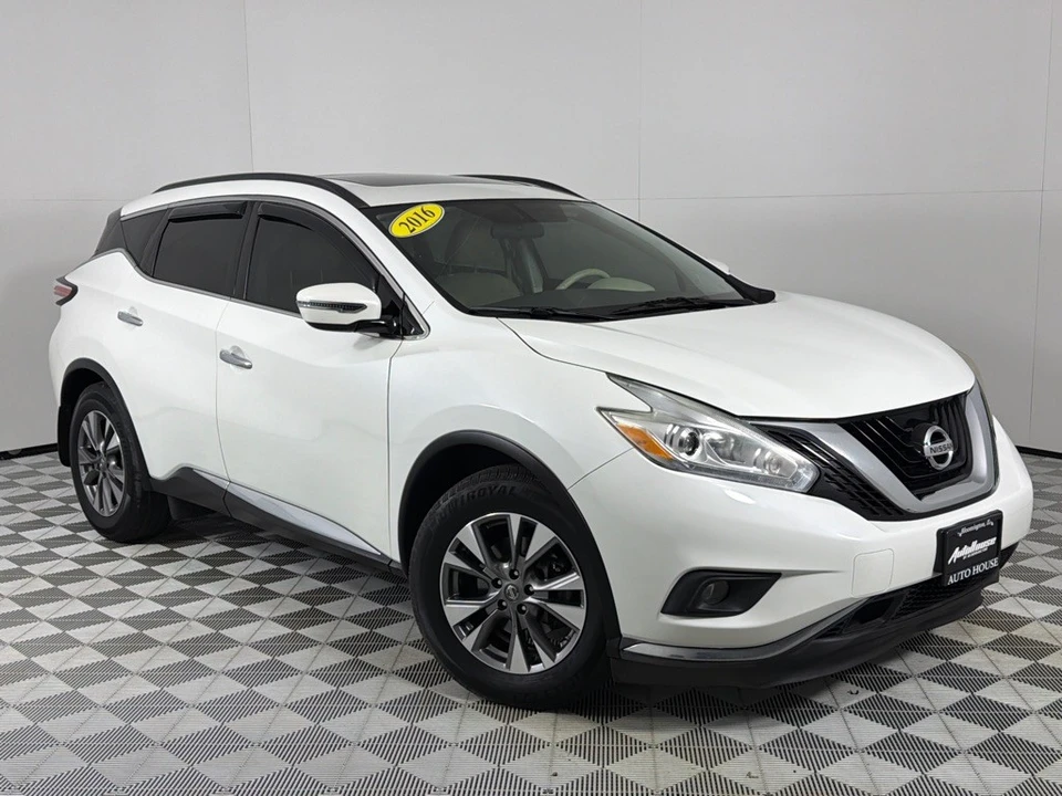 2016 Nissan Murano 3rd Gen - Image 2 of 12