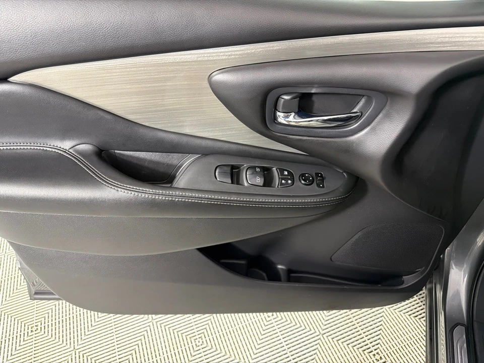 2016 Nissan Murano 3rd Gen - Image 10 of 21