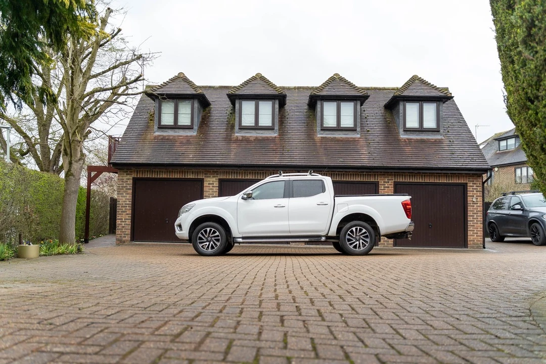 2016 Nissan Frontier 2nd Gen - Image 17 of 30
