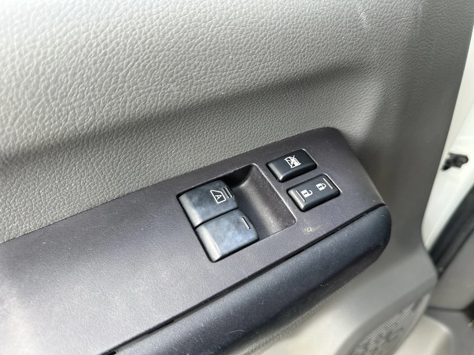 2016 Nissan NV1500 - Image 12 of 18