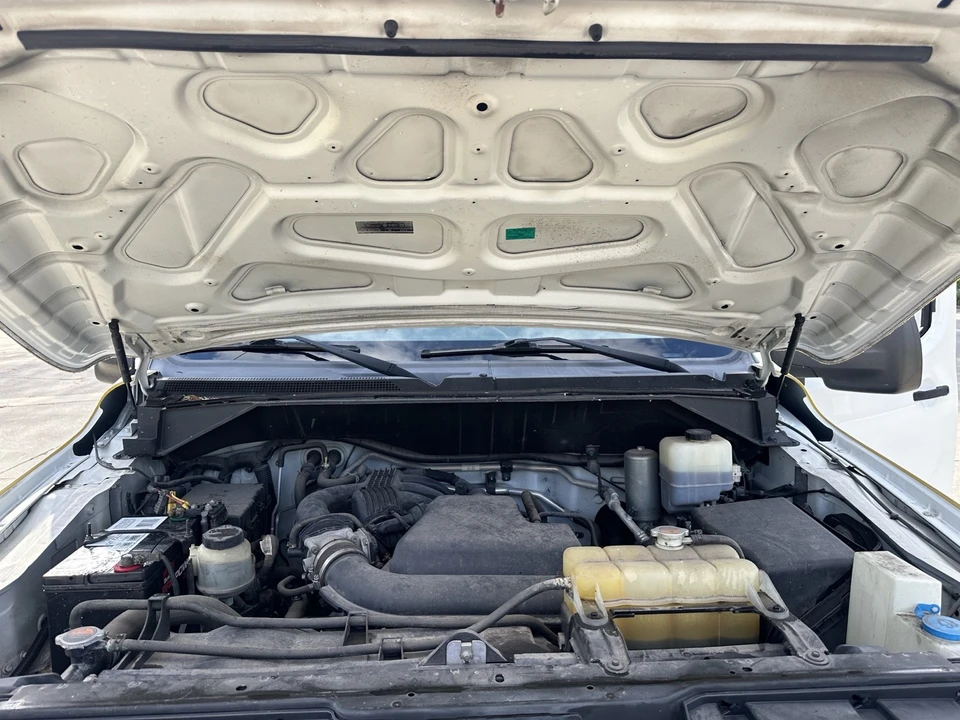 2016 Nissan NV1500 - Image 15 of 18