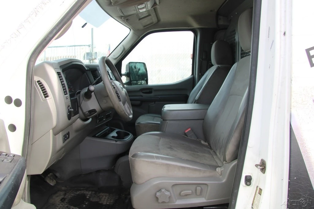 2016 Nissan NV - Image 15 of 21
