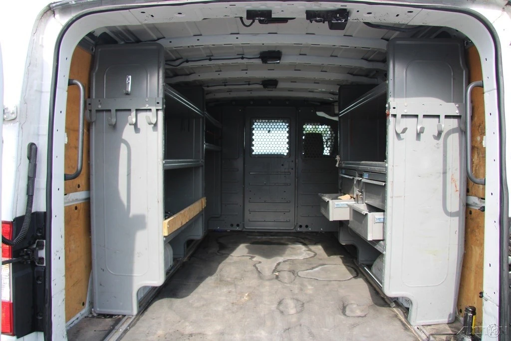 2016 Nissan NV - Image 21 of 21