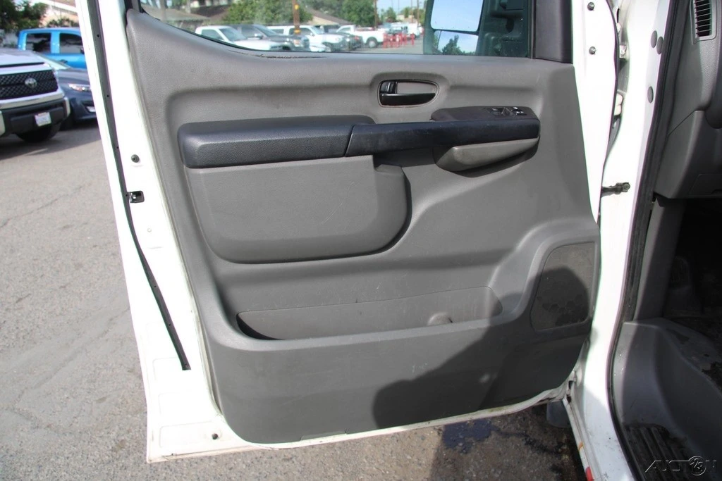 2016 Nissan NV - Image 14 of 21