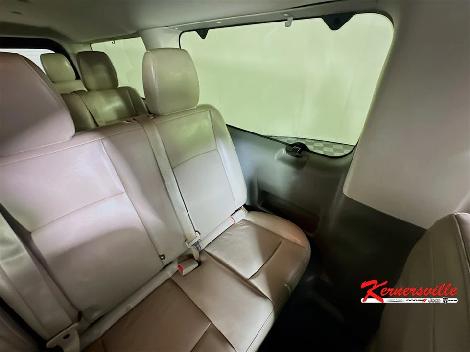 2016 Nissan NV3500 - Image 14 of 21