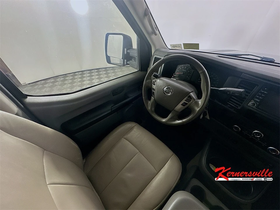 2016 Nissan NV3500 - Image 9 of 21