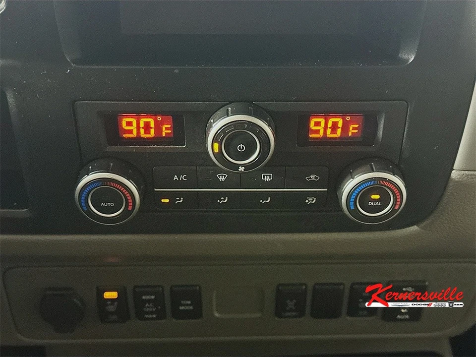 2016 Nissan NV3500 - Image 18 of 21