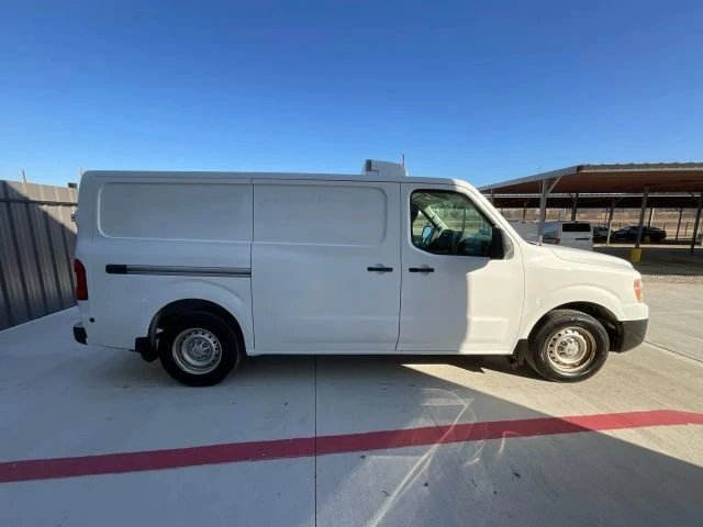 2016 Nissan NV2500 - Image 16 of 31