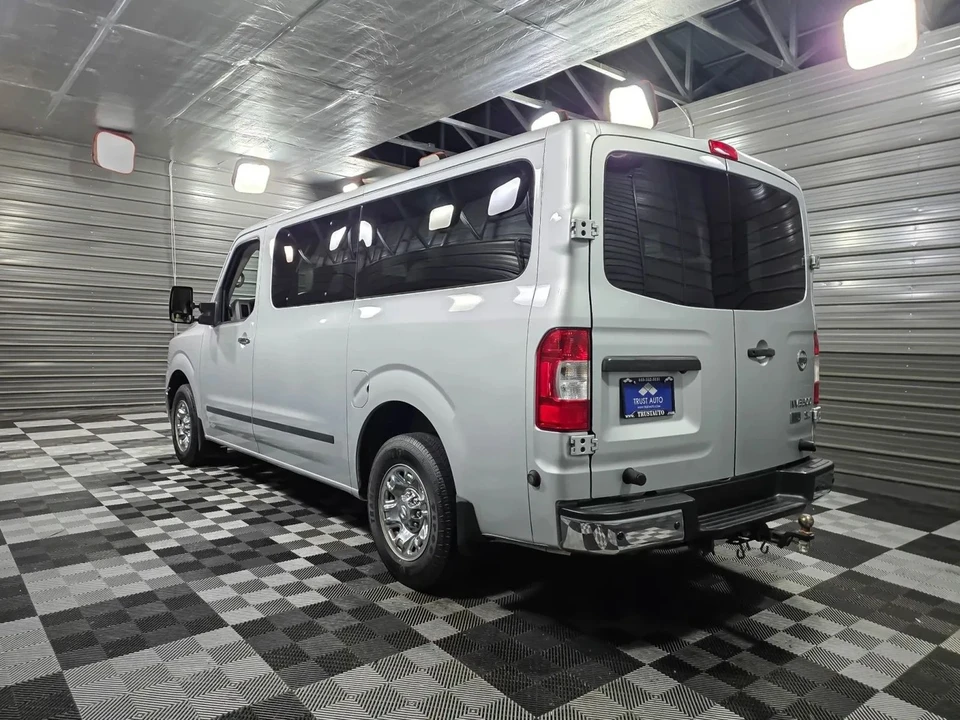 2016 Nissan NV3500 - Image 7 of 21