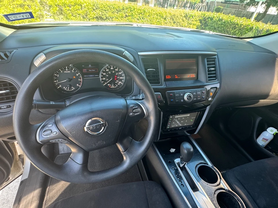 2016 Nissan Pathfinder 4th Gen - Image 5 of 15