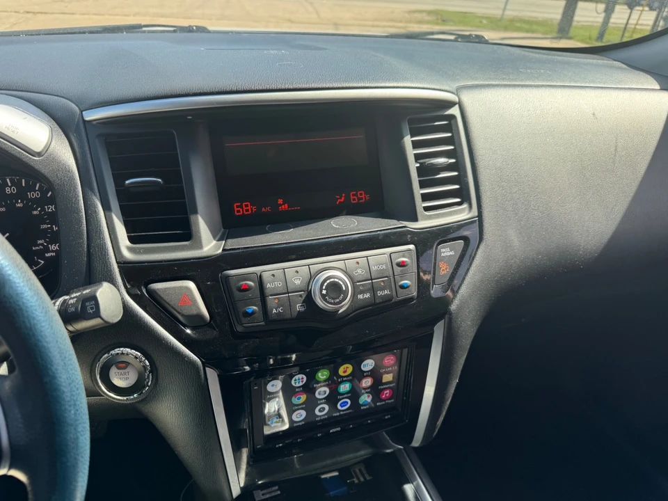 2016 Nissan Pathfinder 4th Gen - Image 14 of 15