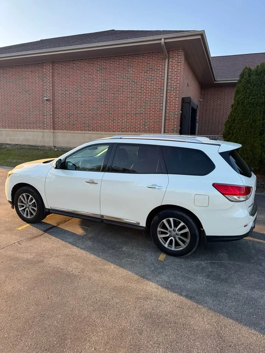 2016 Nissan Pathfinder 4th Gen - Image 8 of 18