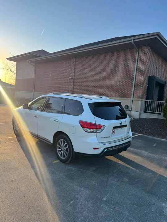 2016 Nissan Pathfinder 4th Gen - Image 7 of 18
