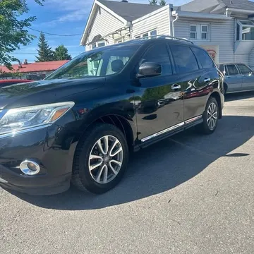 2016 Nissan Pathfinder SL