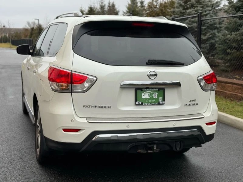 2016 Nissan Pathfinder 4th Gen - Image 10 of 12