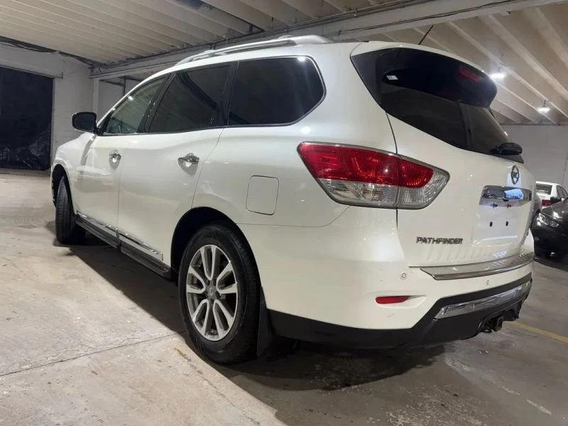 2016 Nissan Pathfinder 4th Gen - Image 3 of 12