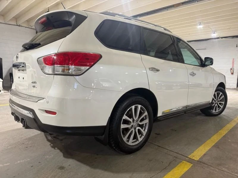 2016 Nissan Pathfinder 4th Gen - Image 4 of 12