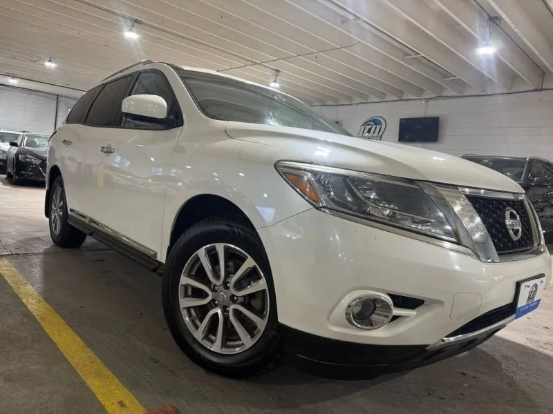 2016 Nissan Pathfinder 4th Gen - Image 5 of 12