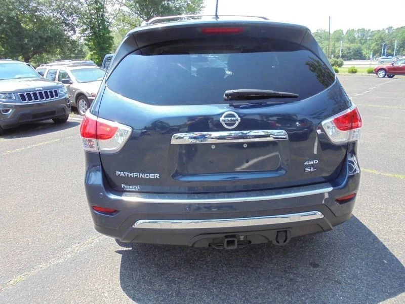 2016 Nissan Pathfinder 4th Gen - Image 5 of 12