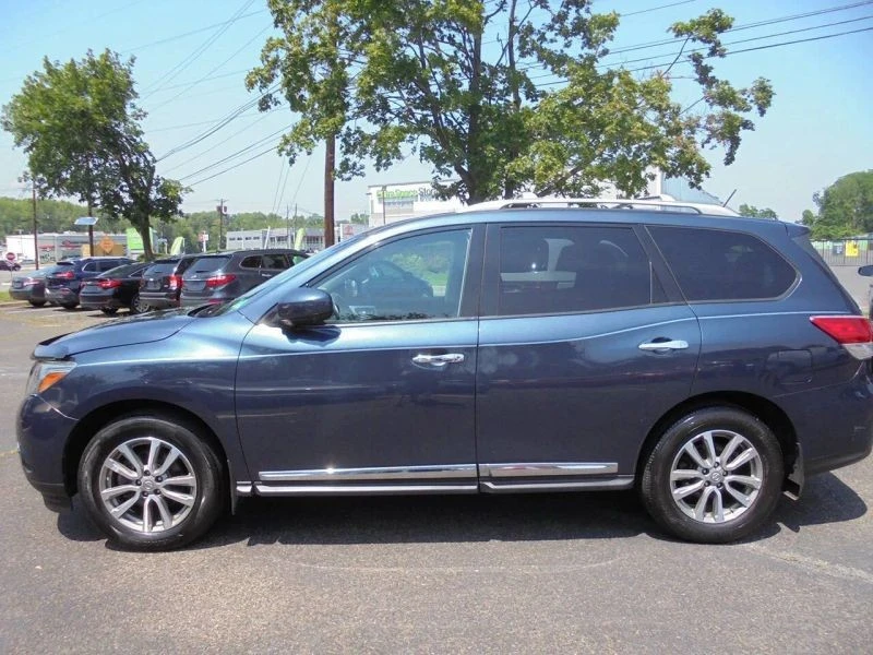 2016 Nissan Pathfinder 4th Gen - Image 3 of 12