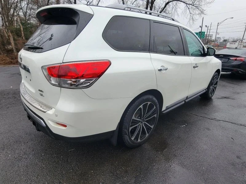 2016 Nissan Pathfinder 4th Gen - Image 7 of 12