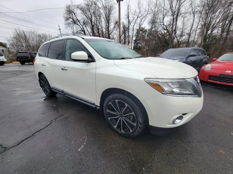 2016 Nissan Pathfinder 4th Gen - Image 3 of 12