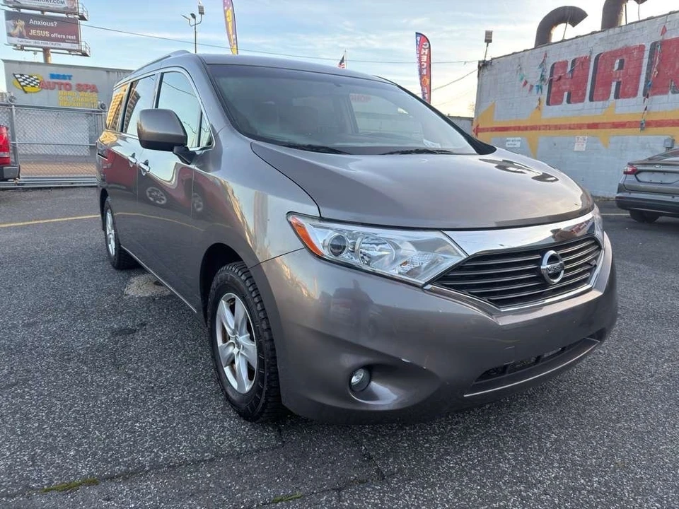 2016 Nissan Quest - Image 3 of 17