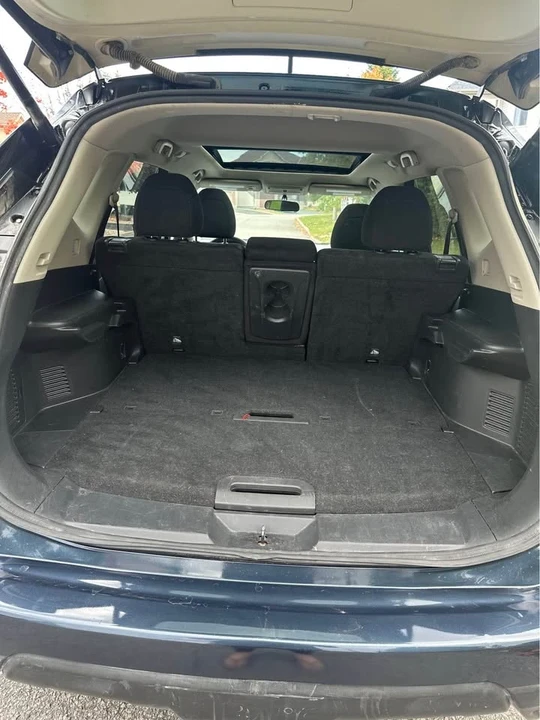 2016 Nissan Rogue - Image 14 of 16
