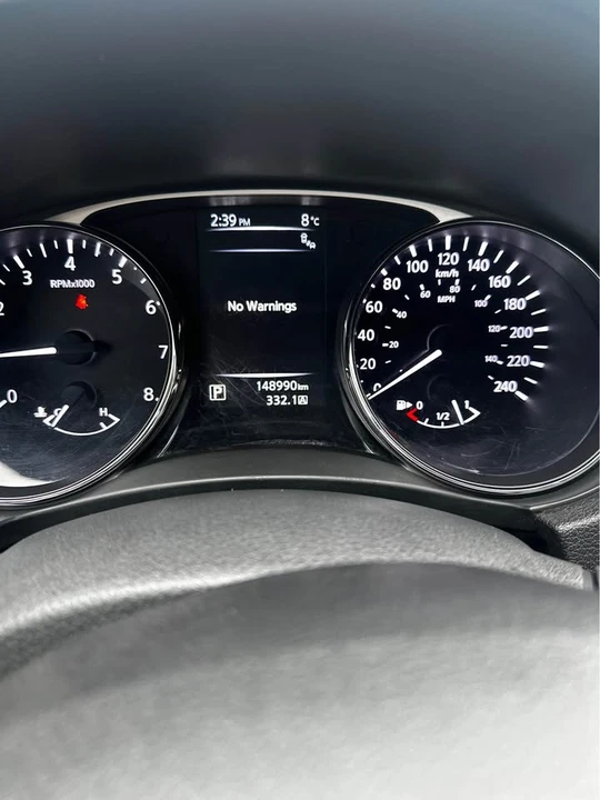 2016 Nissan Rogue - Image 10 of 12