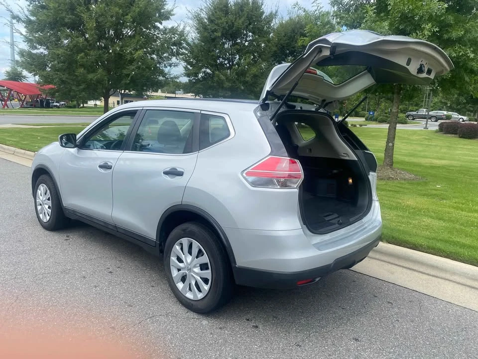 2016 Nissan Rogue - Image 3 of 20