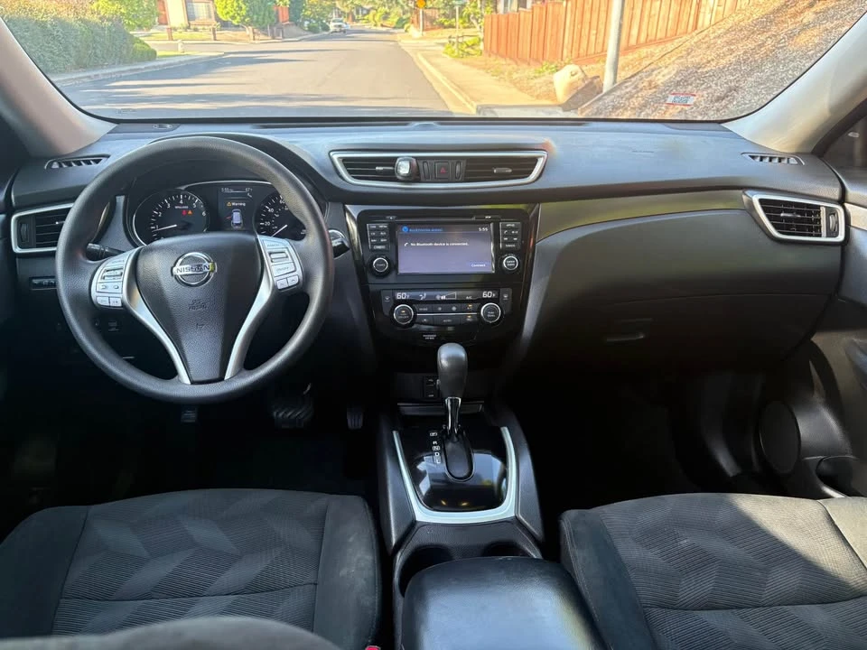 2016 Nissan Rogue - Image 5 of 9