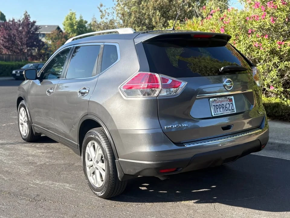 2016 Nissan Rogue - Image 3 of 9
