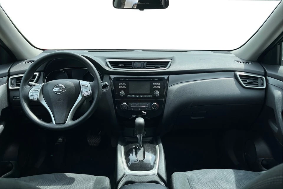 2016 Nissan Rogue - Image 18 of 20