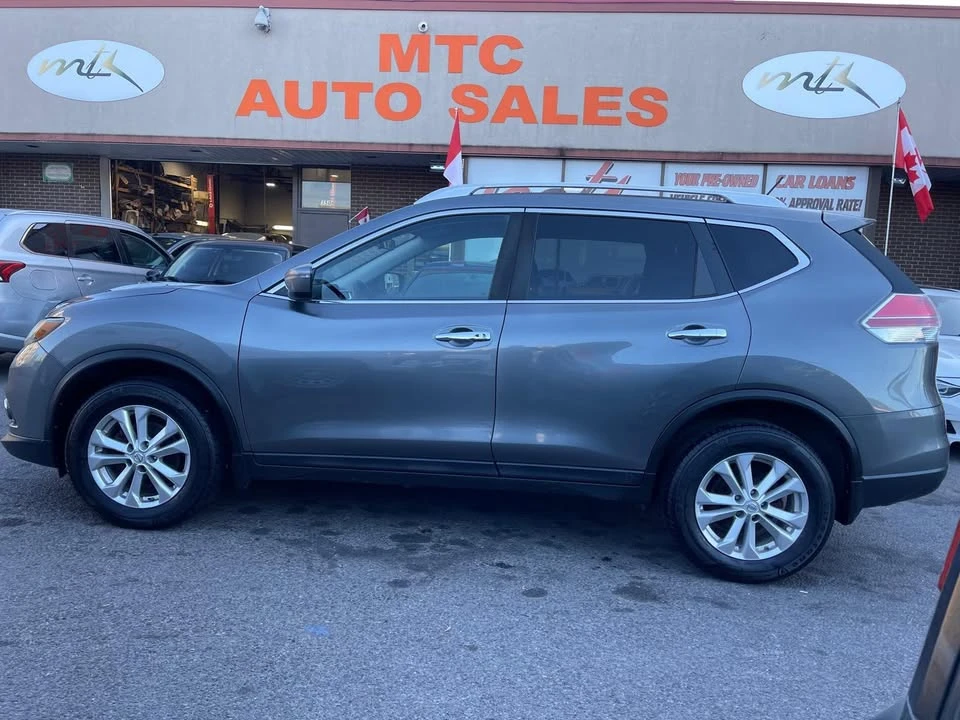2016 Nissan Rogue - Image 2 of 13